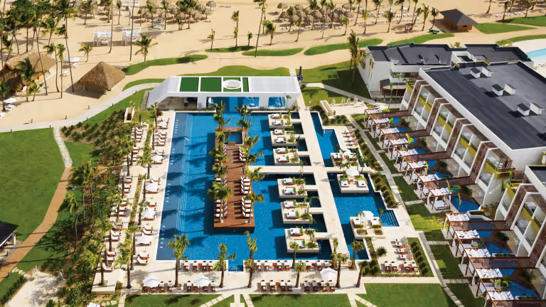 How to Get from PUJ or SDQ to Dreams Onyx Punta Cana (A Calm, Family-Friendly Arrival Guide)